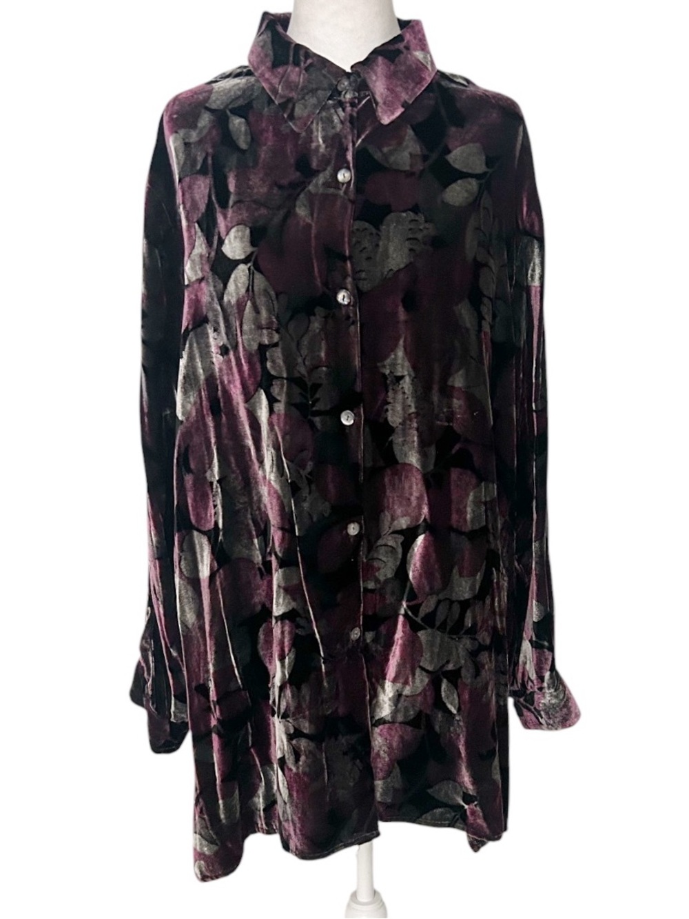 Denim & Co. Velvet Floral Button-Up Tunic Top - Picture 4 of 5